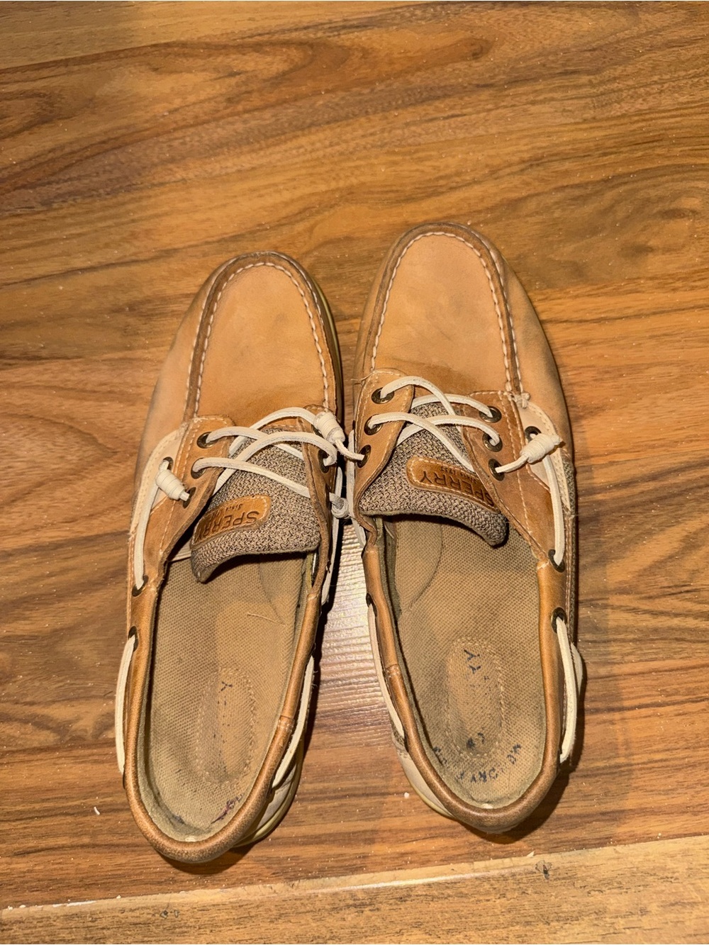 Sperry Women’s Tan Leather Boat Shoes with White Laces